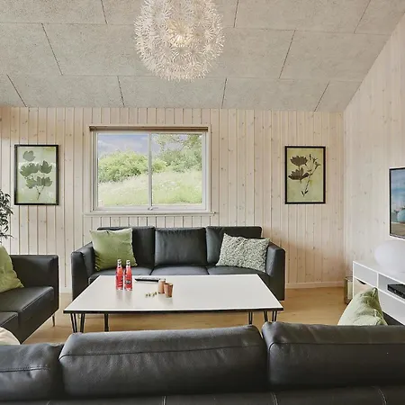 Сasa de vacaciones Awesome Home In Vejby With Sauna *