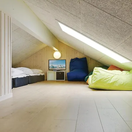 Сasa de vacaciones Awesome Home In Vejby With Sauna