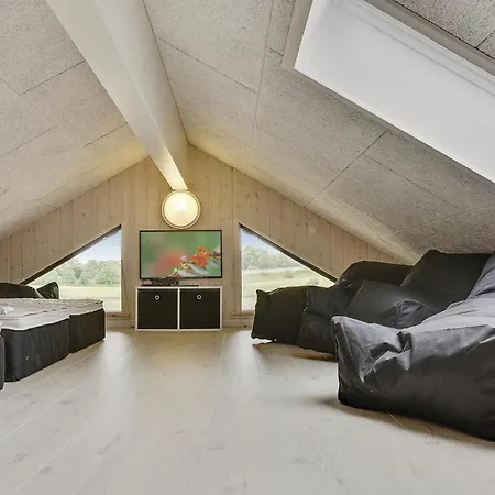 Cozy In With Sauna Vejby